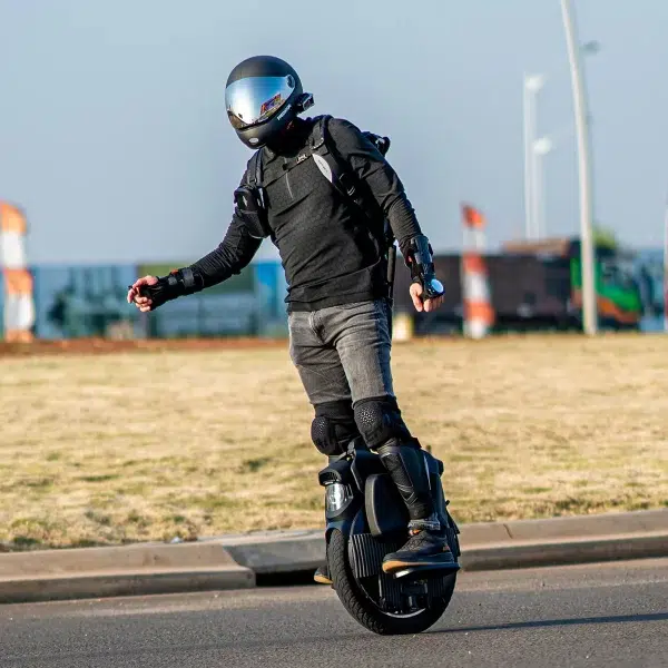 Inmotion V11 electric unicycle