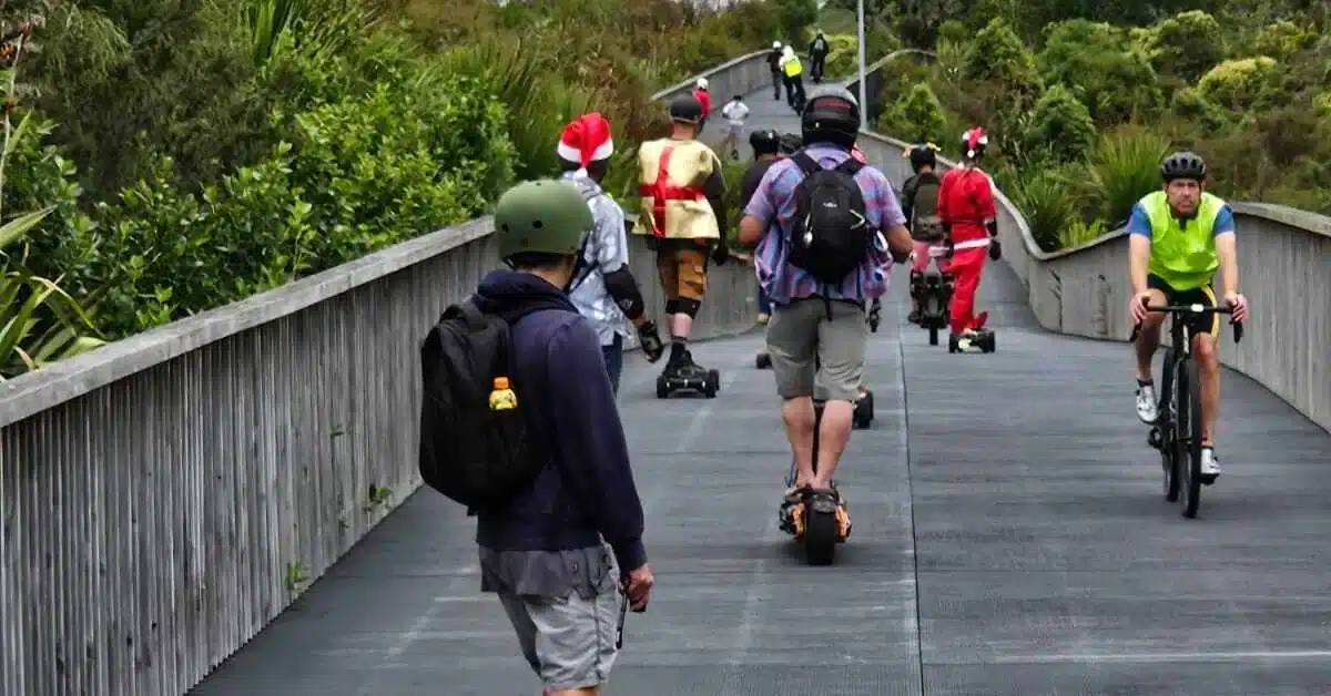 Feature Image Christmas Group Ride 2025